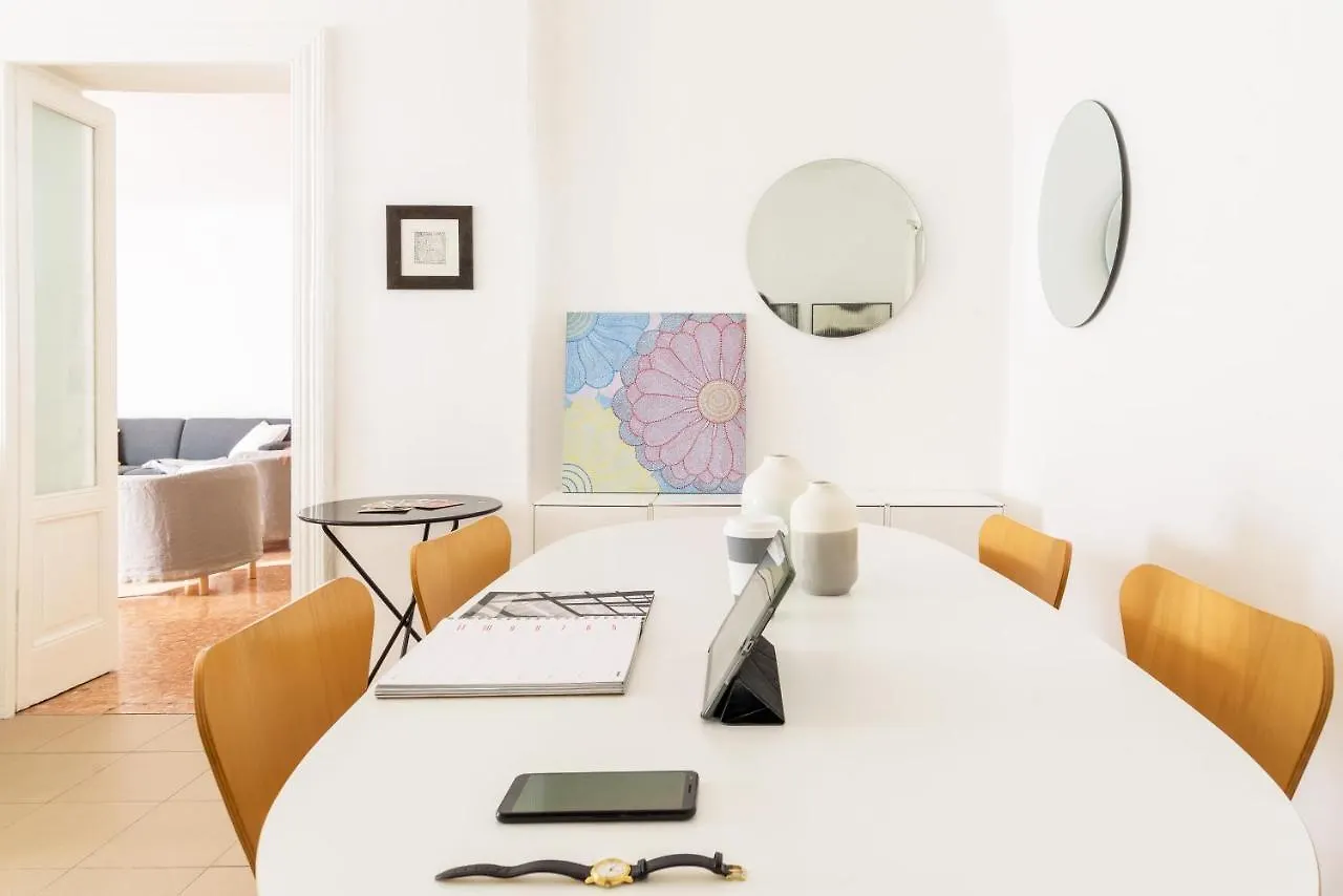 Siri Master Guest Apartment Milan 0*,